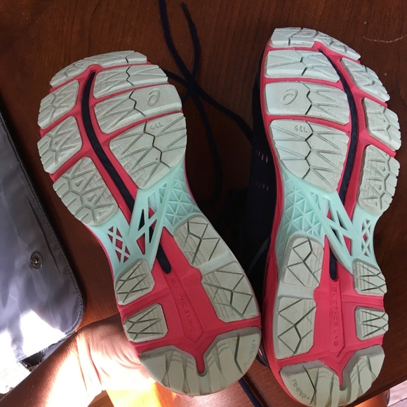 Asics - Picture 3 of 4